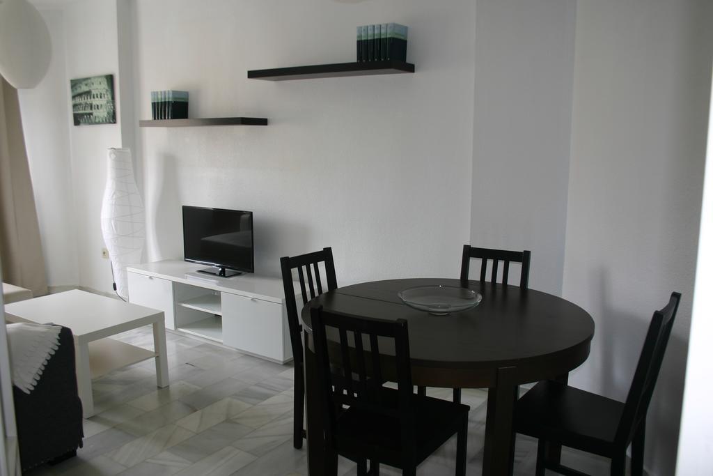 Apartamento Las Adelfas เฮเรซ เด ลาฟรอนเตรา ภายนอก รูปภาพ